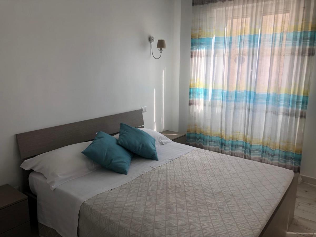 Casa Vacanze De Nittis Barletta Ngoại thất bức ảnh